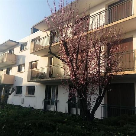 Appartement Avec Balcon Et Parking Prive Roanne Eksteriør billede